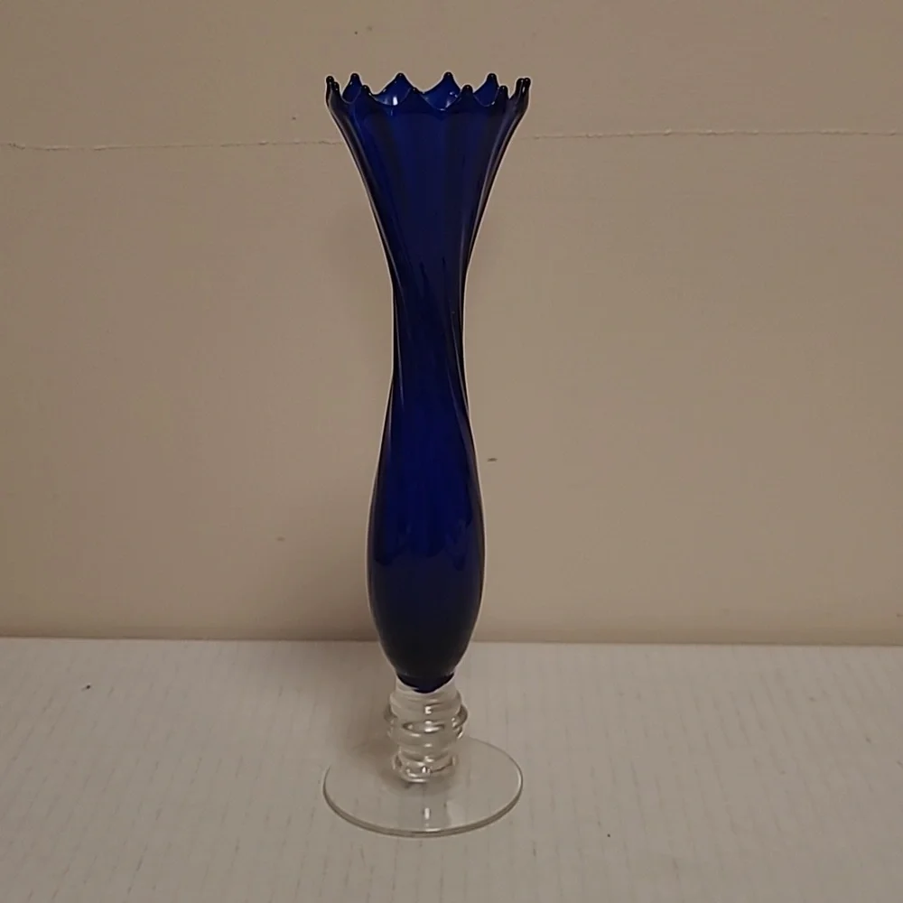 Vintage Cobolt Blue Twisted Body Scalloped Rim Glass Vase